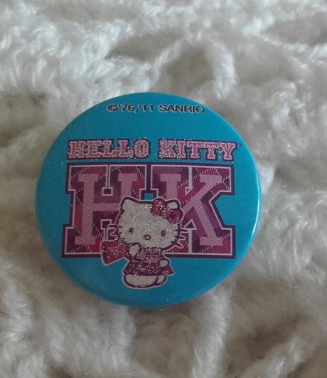 Odznak hello kitty,