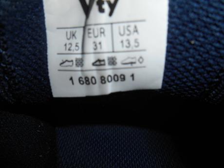 Tenisky/přezůvky, 31