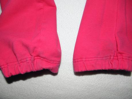 Dívčí tepláky české výroby aj texstyle vel.140/146, 140