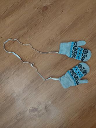 Pletené rukavice, 122