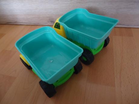 Autíčka na písek,