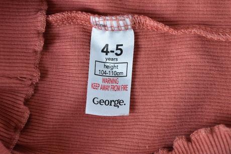 Tričko vel. 4 - 5 let, george,110