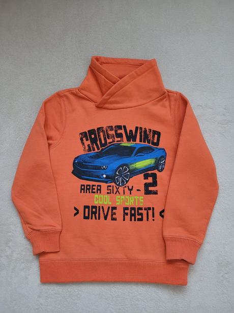 Mikina s obr. sportovního auta, dopodopo,122