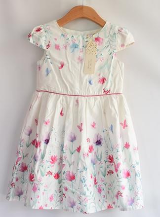 Šaty vel. 4 - 5 let, primark,110