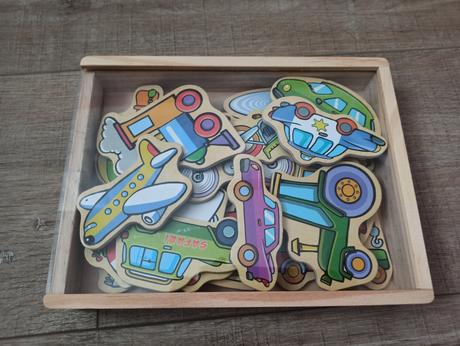 Dřevěné magnetky doprava v krabičce, 