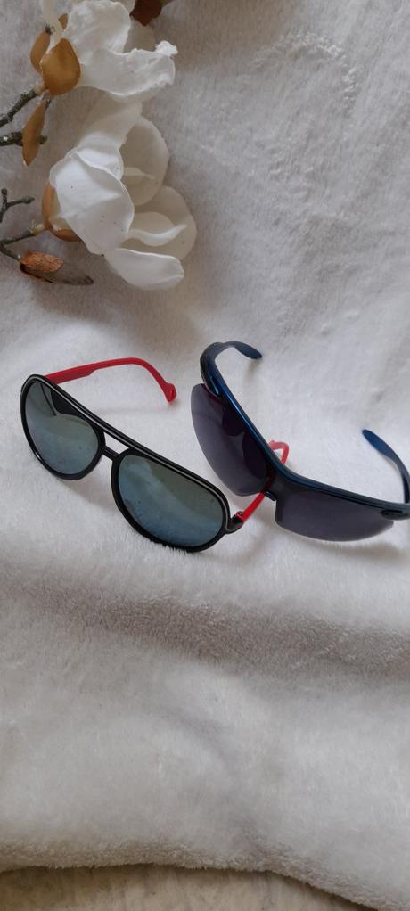 Pilot modré sportovní sluneční brýle, 