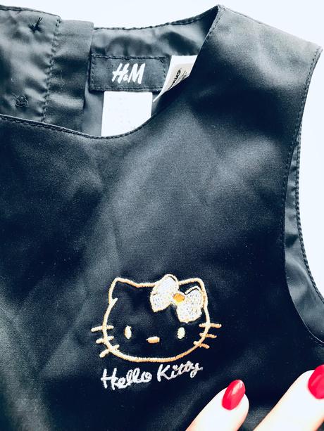 Ob/ šaty s hellou kitty lesklé  - v.122, h&m,122
