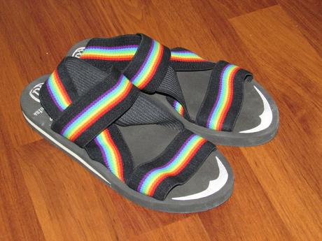 Nazouváky, sandále, 33