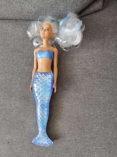Barbie mořské panny mattel .cena za kus, 