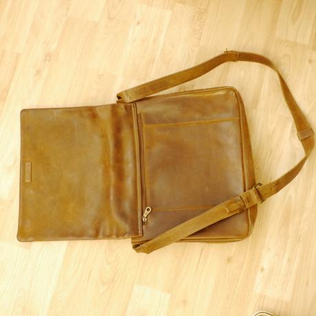 Kozena taska pres ramen zn. harolds- vintage kabel,
