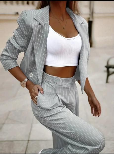 Lehký kostýmek vel.m-l, l