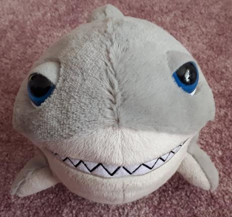 Plyšová hračka, žralok žrasoň, billa,