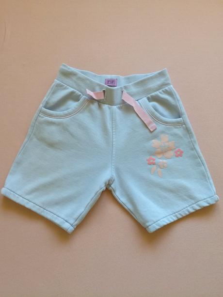 Teplákové kraťasy zn. f&f vel. 116, f&f,116