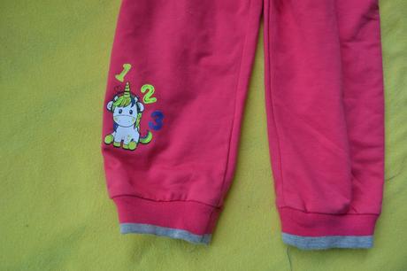 Tepláky s laclem kugo s laclem, na 2-3r., kugo,104