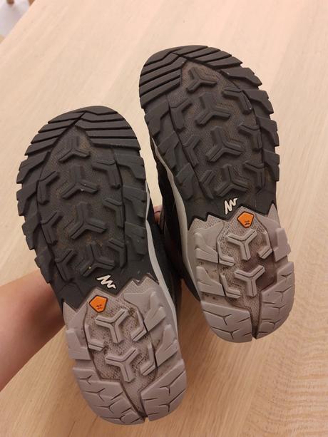 Kotníkové boty quechua, decathlon,35