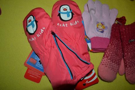 3x rukavice- prodloužené i klasické,4-6l., 110 / 116 / 122