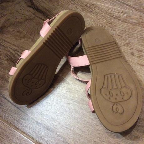 Sandálky s motýlky, cupcake,30