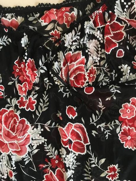 Květovaný šifonový top, vel xs/s, itálie, xs