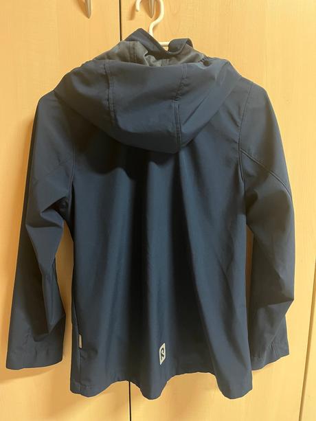 Softshellová lehká bunda reima velikost 152, reima,152