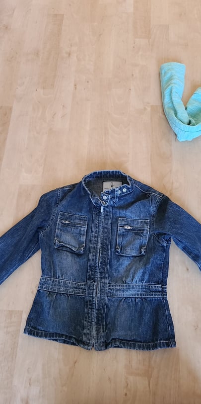 Džínová bunda, 128