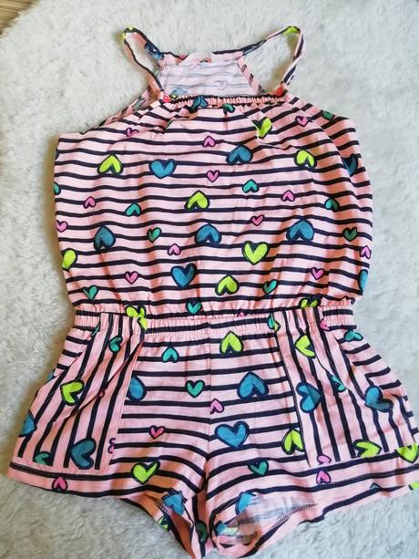 Overal se srdíčky, velikost 122, 122