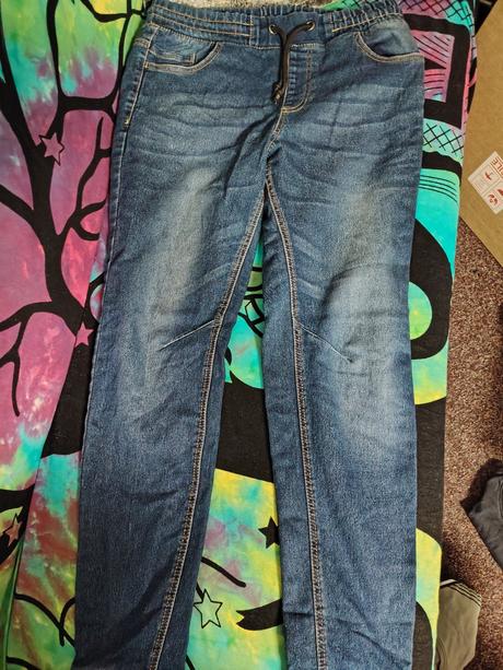 Teplákové kalhoty, l