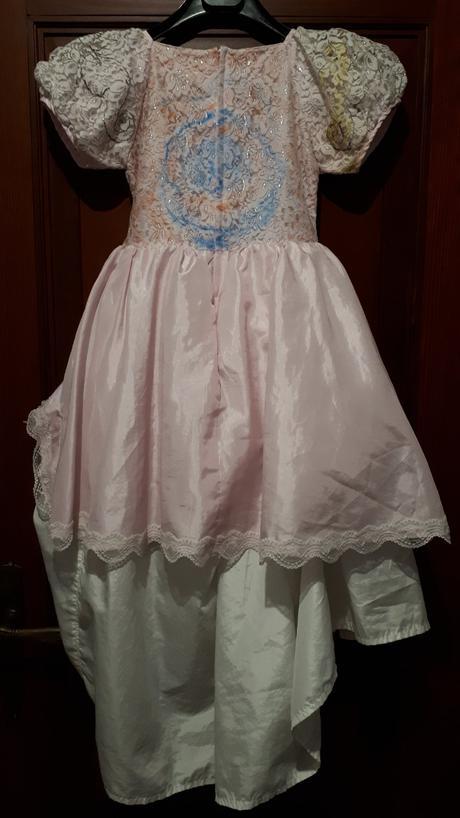 Šaty kostým prinzezna,