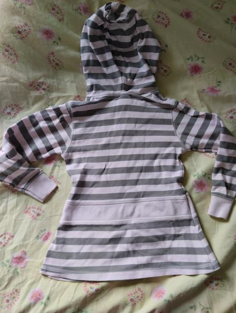 Triko s kapucí, c&a,110