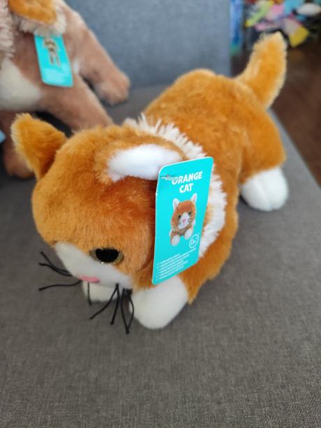 Plyšáci.s visačkou.cena za kus, 