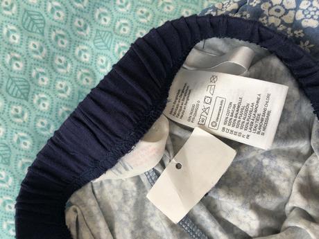110/116 h&m kratasy s kytickami modro -bile, h&m,110