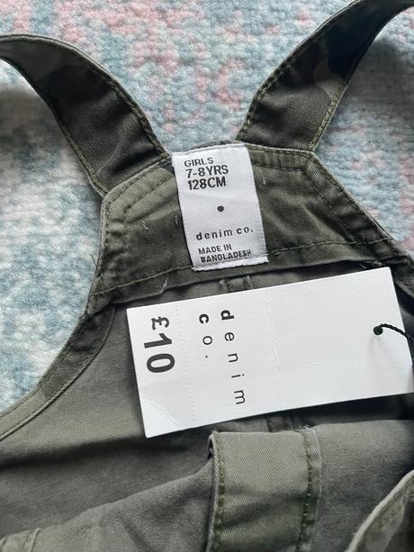 Maskáčové šaty s laclem vel.128 - nové, 128