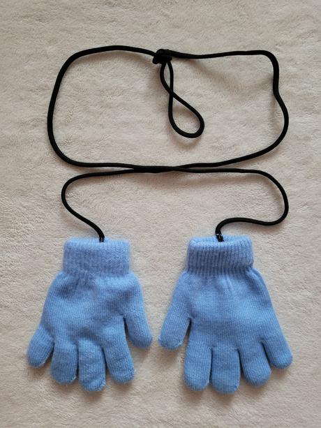 Zateplené prstové rukavice na šňůrce, 122
