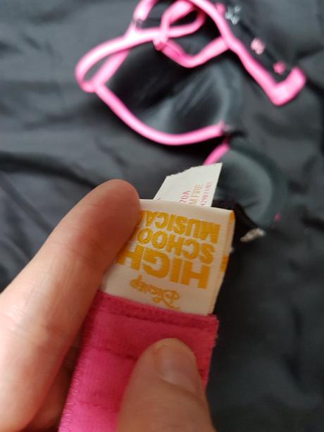 Podprsenka s vyztuzi, 70a