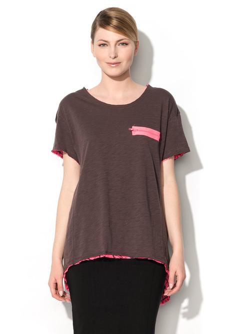 Hnědé tričko s růžovou krajkou made for loving, s