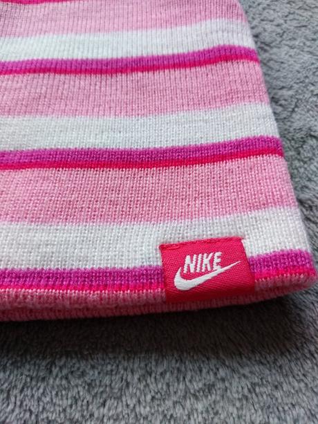Oboustranná pletená čepice zn. nike, nike,86