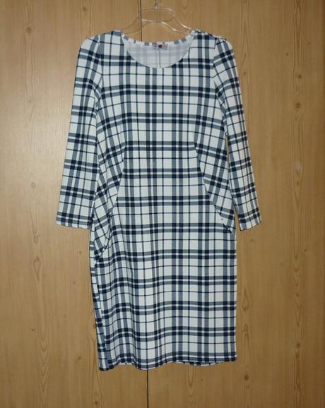 Bílo-modré šaty loren, 38