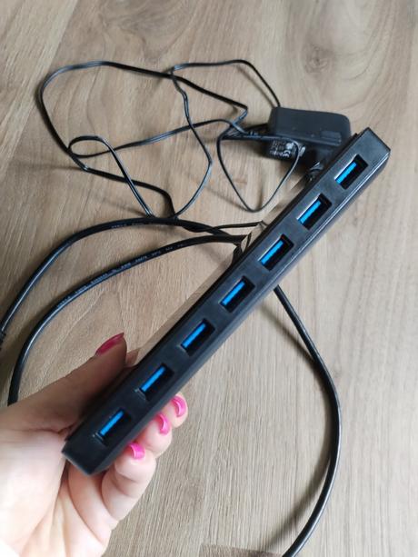 Usb hub se 7 vstupy zánovní stav, 
