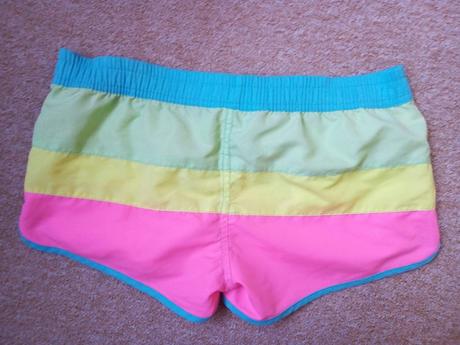 Duhové šortky zn."h&m" vel."s", h&m,s