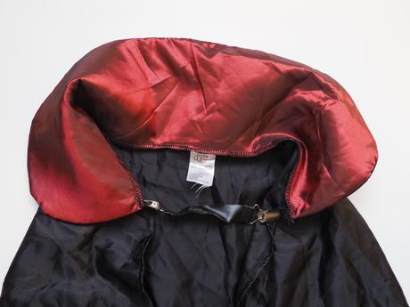 Kostým upír vel 146 a větší,