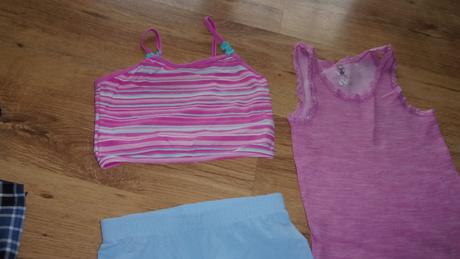 Letní set pro holky vel. 122/128, 122