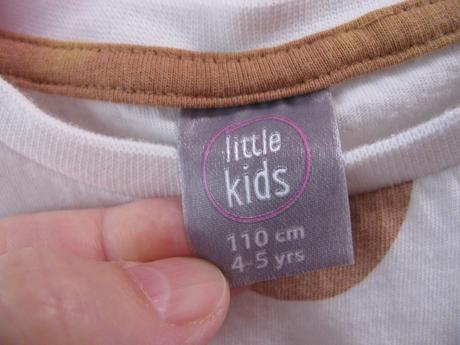 Bílé bavlněné tričko s puntíky, 110