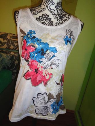 Letní top s květy, l