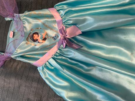 Karnevalové šaty122/128, 2 ks, 