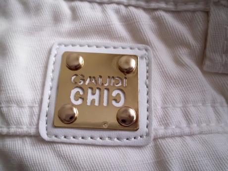 Zvonové biele, gaudi,m