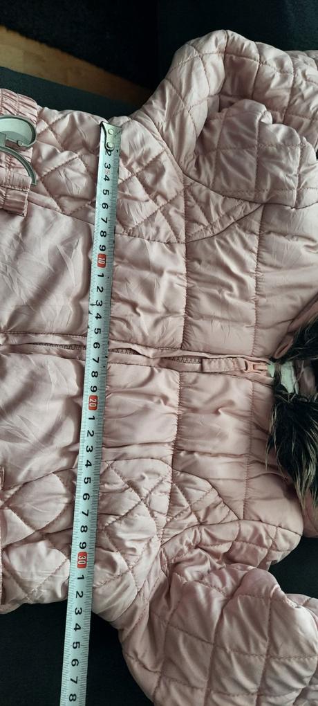 Dívčí zimní bunda, značka neuvedena, vel 7-8 let., 122