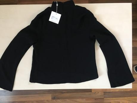 Nová halenka missguided, průstřihy, vel s/m, s