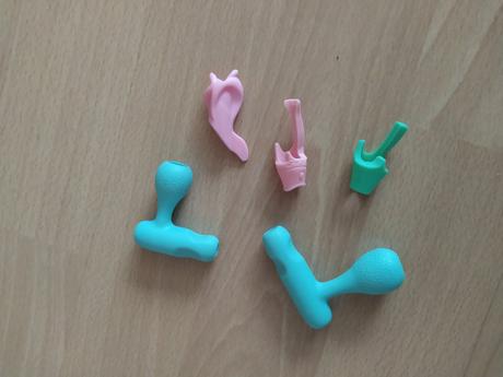 Pomůcky pro správné držení tužky, 