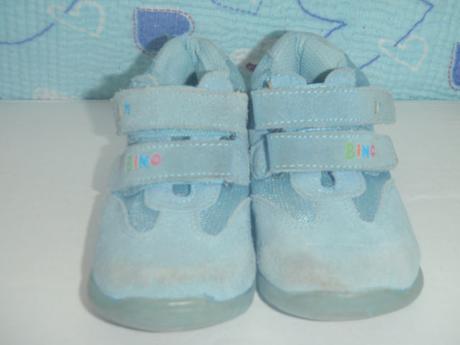 Sv. modré hezké boty, botičky, botasky suché zipy, bambino,22