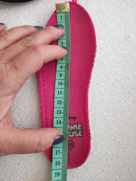 Tenisky minnie vel. 26-27, 27