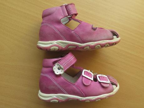 Letní boty růžové s bílými kytičkami ii, 24